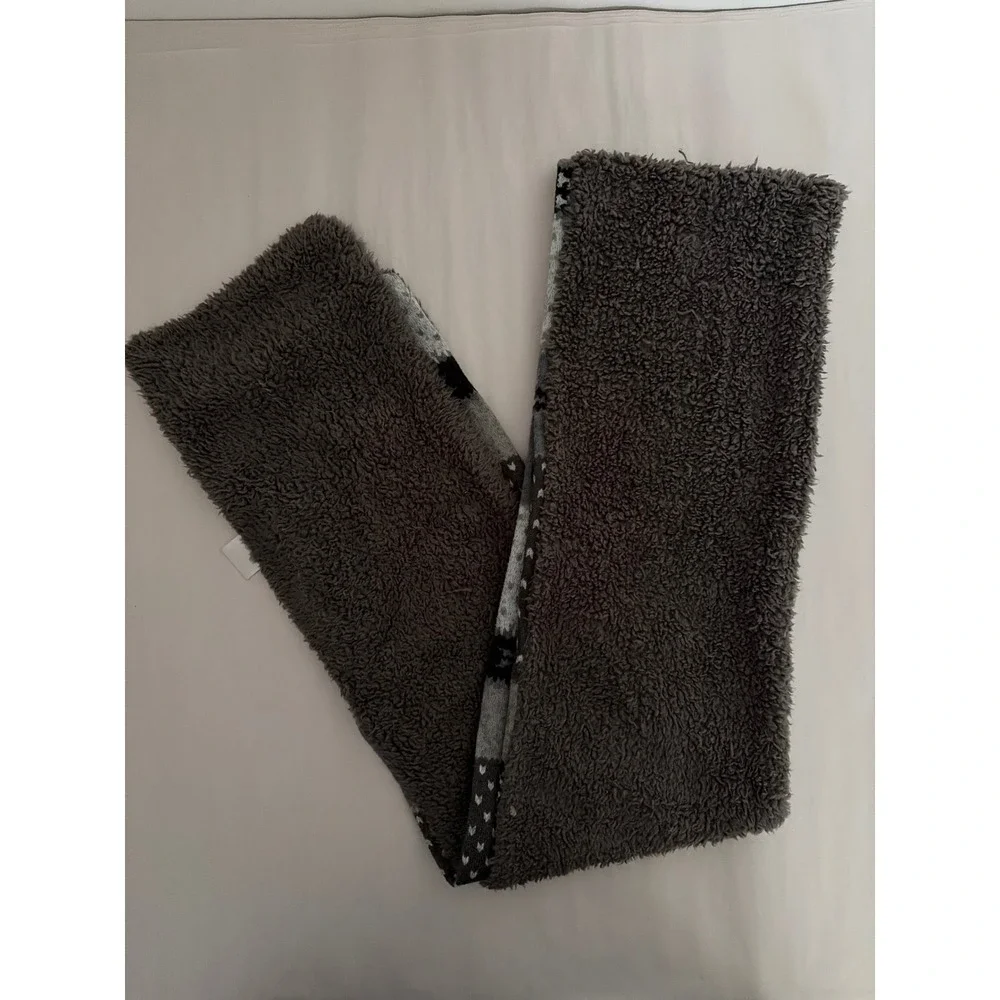 Fair Isle‎ Reindeer Scarf Unisex OS Grey Knit Fleece Lined Pushmina Monochrome